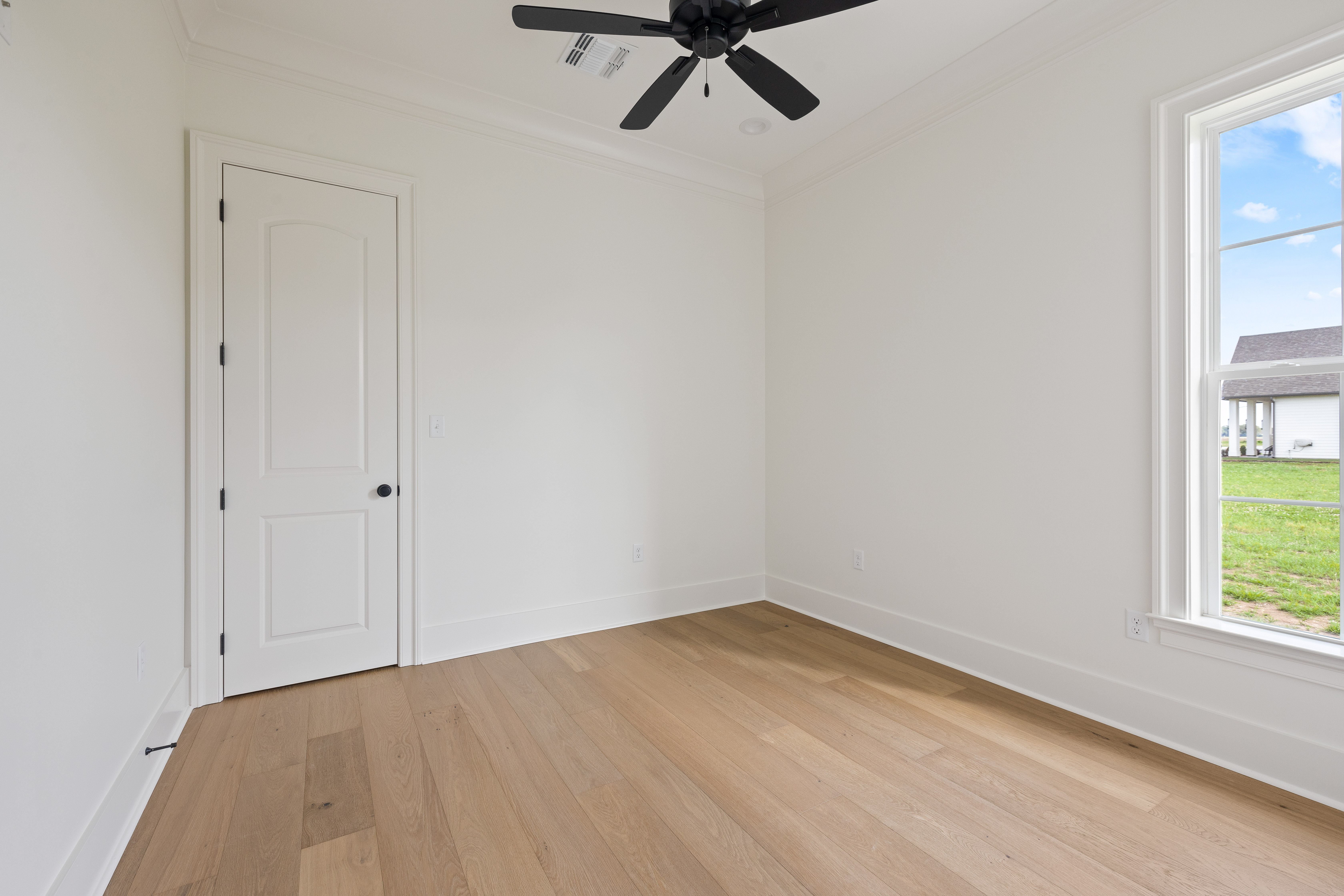 Custom home craftsmanship at Meadowline Residence by Prestigious Home Builders, Acadiana